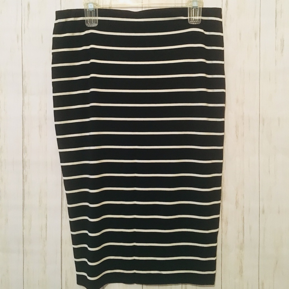 Vince Camuto striped midi stretch tube skirt